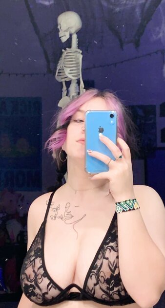 23yo webslut Emma
