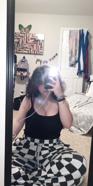 23yo webslut Emma