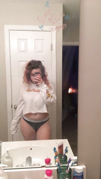 23yo webslut Emma
