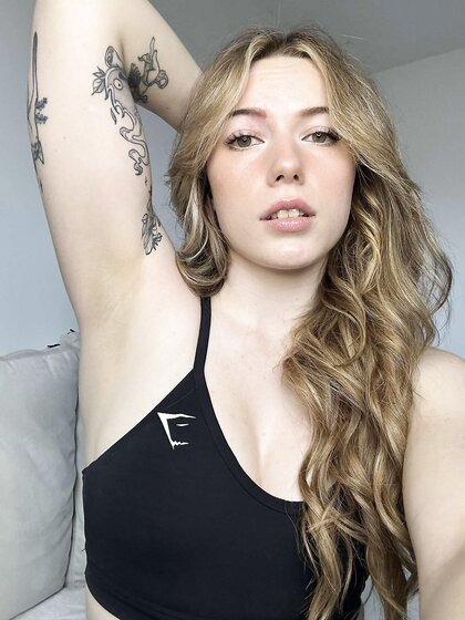 Sweet hot and sweaty armpits