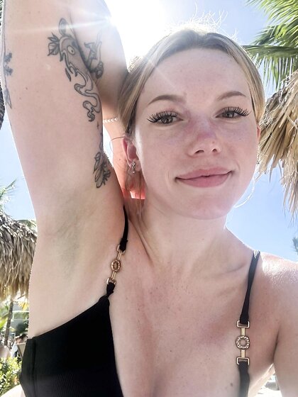 Sweet hot and sweaty armpits