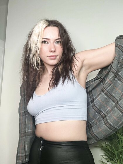 Sweet hot and sweaty armpits