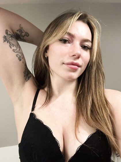 Sweet hot and sweaty armpits