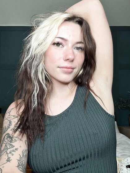 Sweet hot and sweaty armpits
