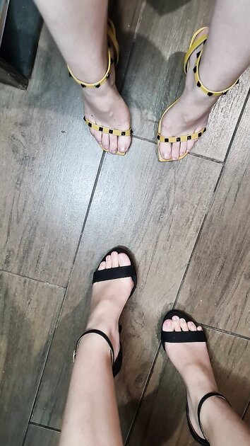 feet and toes 4