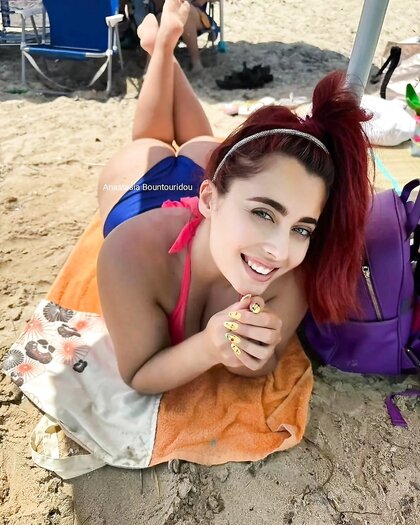 Greek influencer slut Anastasia for jerking off