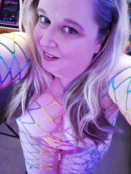 Suzi, Wisconsin Hot Wife