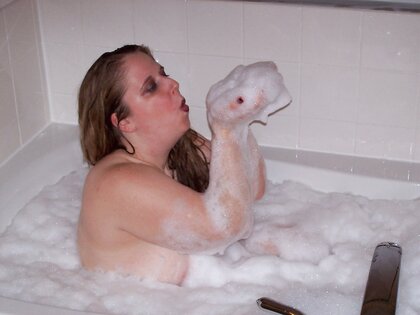 Suzi, Wisconsin Hot Wife