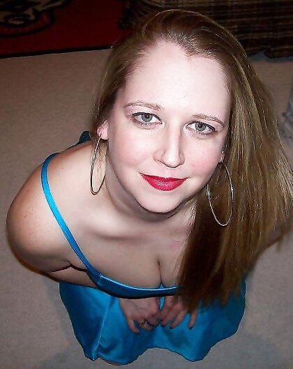 Suzi, Wisconsin Hot Wife