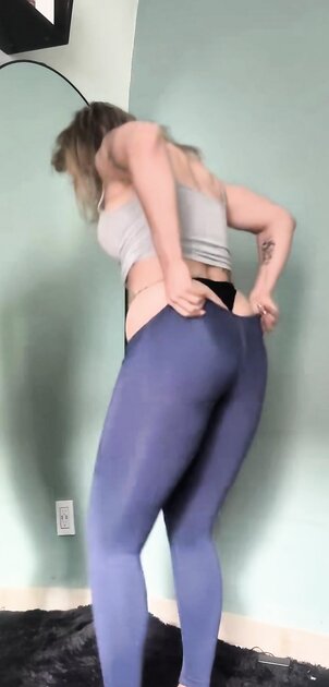 Entrenadora July P la mas puta del gym