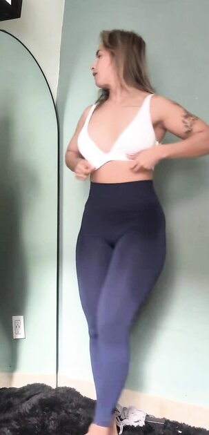 Entrenadora July P la mas puta del gym