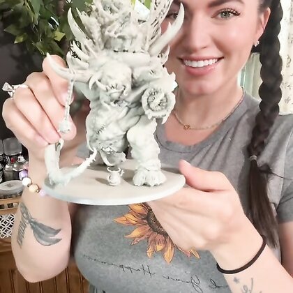 Huge tits curvy brunette Warhammer nerd