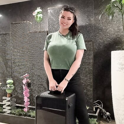 Huge tits curvy brunette Warhammer nerd