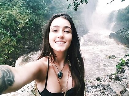 ????maiara en bolas por las sierras argentina????