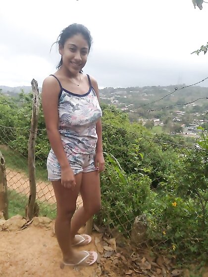 adq7OAIa_o