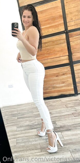 X - Victoria ????