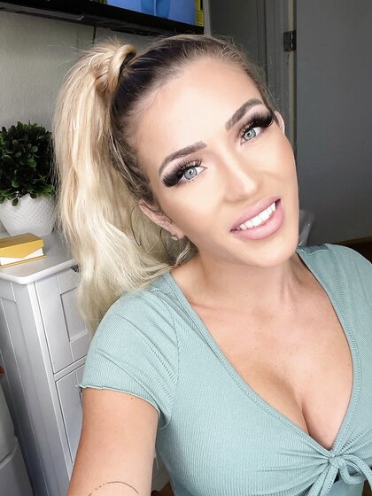 X - Kendra ????