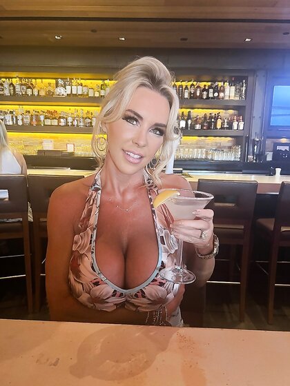 $and®a milf