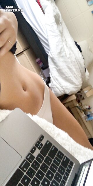 Ⓛⓔⓐⓚⓔⓓ - Sophie C #2