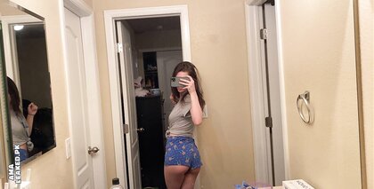 Ⓛⓔⓐⓚⓔⓓ - Hailey M