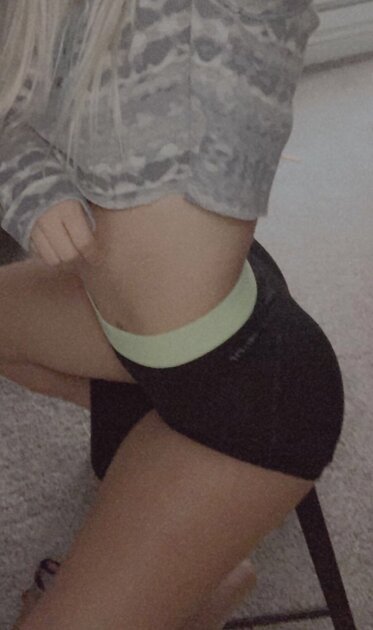 Ⓛⓔⓐⓚⓔⓓ - Grace C