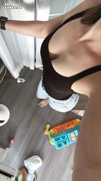 Ⓛⓔⓐⓚⓔⓓ - Mia S ???????? #2