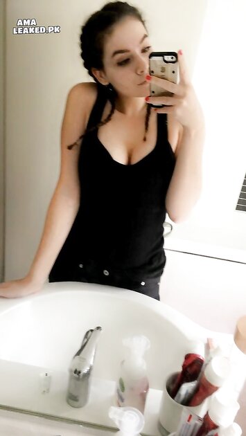 Ⓛⓔⓐⓚⓔⓓ - Mia S ???????? #2
