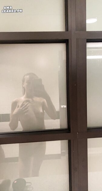 Ⓛⓔⓐⓚⓔⓓ - Hannah M