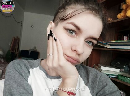 Ⓛⓔⓐⓚⓔⓓ - Sasha