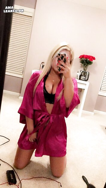Ⓛⓔⓐⓚⓔⓓ - Olivia H