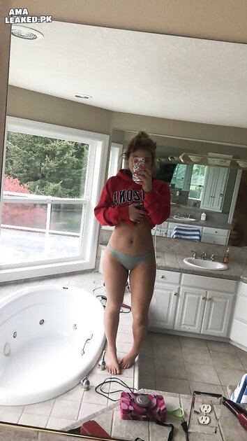 Ⓛⓔⓐⓚⓔⓓ - Olivia H