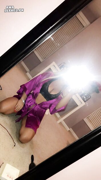 Ⓛⓔⓐⓚⓔⓓ - Olivia H