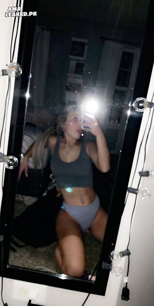Ⓛⓔⓐⓚⓔⓓ - Olivia H