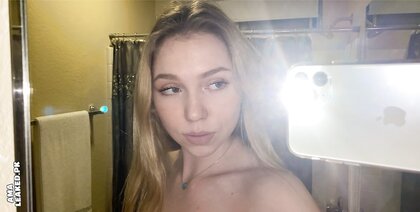 Ⓛⓔⓐⓚⓔⓓ - Kylee T