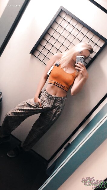 Ⓛⓔⓐⓚⓔⓓ - Zola B #2