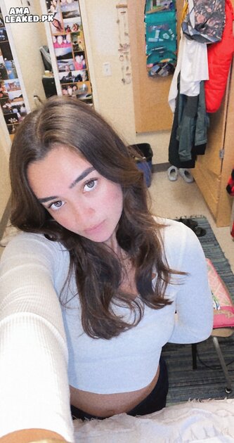 Ⓛⓔⓐⓚⓔⓓ - Keiana B