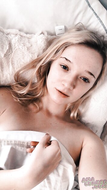 Ⓛⓔⓐⓚⓔⓓ - Zola B