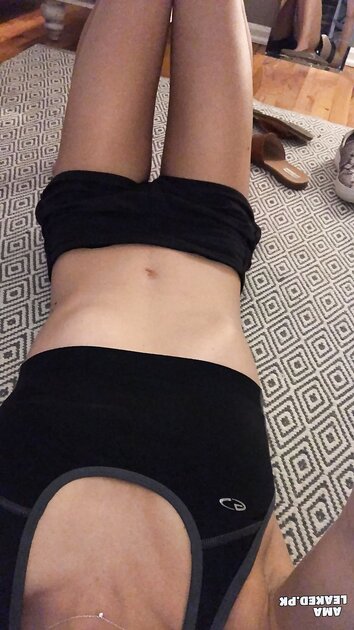 Ⓛⓔⓐⓚⓔⓓ - Rose H #2