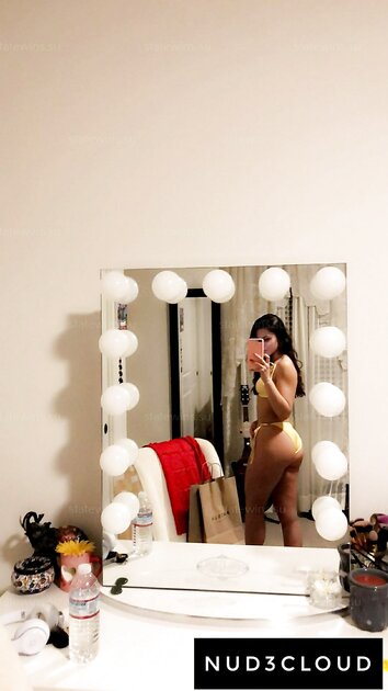 Ⓛⓔⓐⓚⓔⓓ - Stacy
