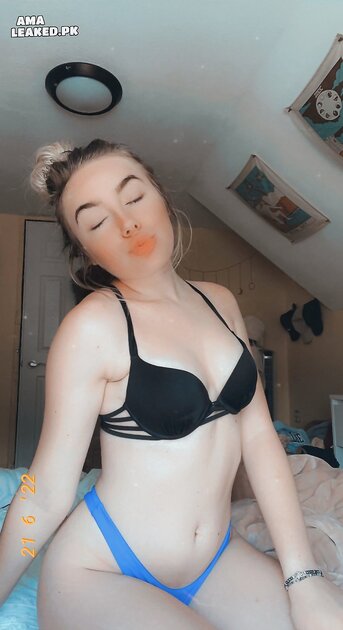 Ⓛⓔⓐⓚⓔⓓ - Cassidy C