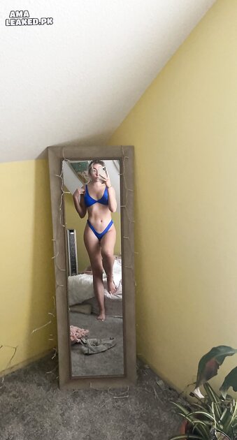 Ⓛⓔⓐⓚⓔⓓ - Cassidy C