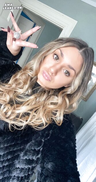 Ⓛⓔⓐⓚⓔⓓ - Olivia D