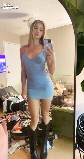 Ⓛⓔⓐⓚⓔⓓ - Olivia D