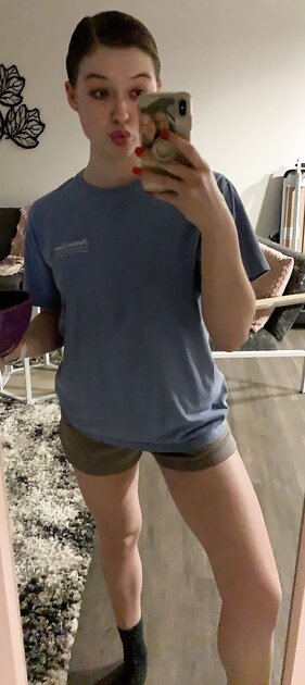 Ⓛⓔⓐⓚⓔⓓ - Alli N