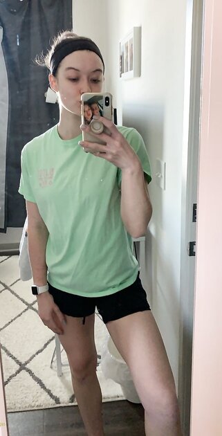 Ⓛⓔⓐⓚⓔⓓ - Alli N