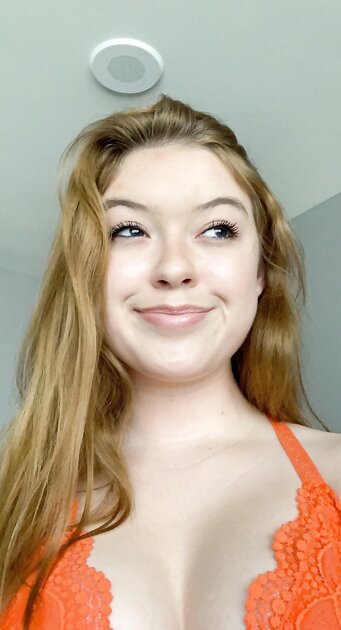 Ⓛⓔⓐⓚⓔⓓ - Alli N