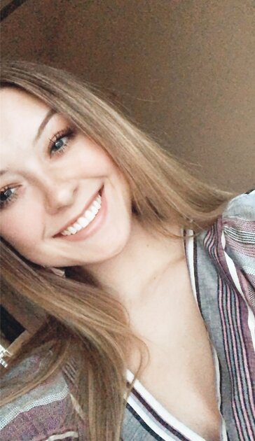 Ⓛⓔⓐⓚⓔⓓ - Alli N