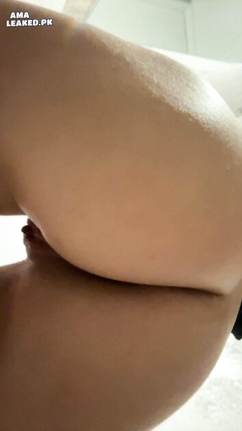 Ⓛⓔⓐⓚⓔⓓ - Sasha C