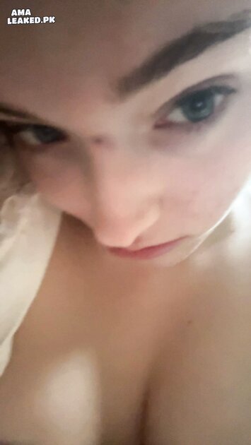 Ⓛⓔⓐⓚⓔⓓ - Sasha C