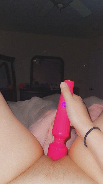 Ⓛⓔⓐⓚⓔⓓ - Alena